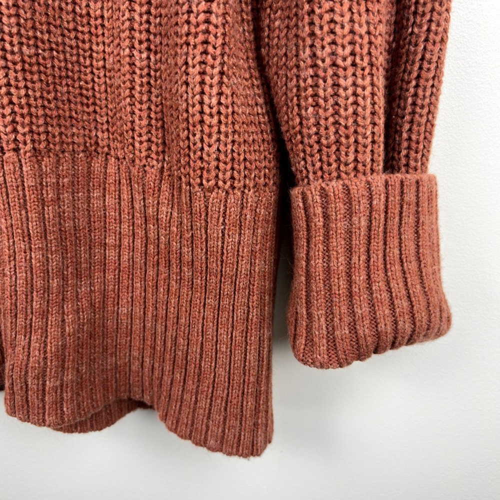 Universal Thread Sweater Knit Crew Neck Rust - Picture 2 of 6